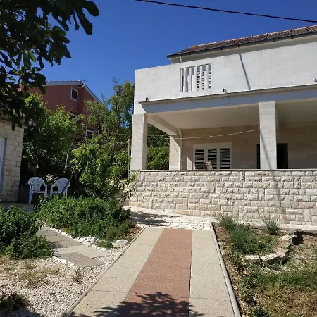 Vakantiehuis Detached Holiday House Few Steps From The Beach *