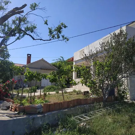 Detached Holiday House Few Steps From The Beach * Veli Rat