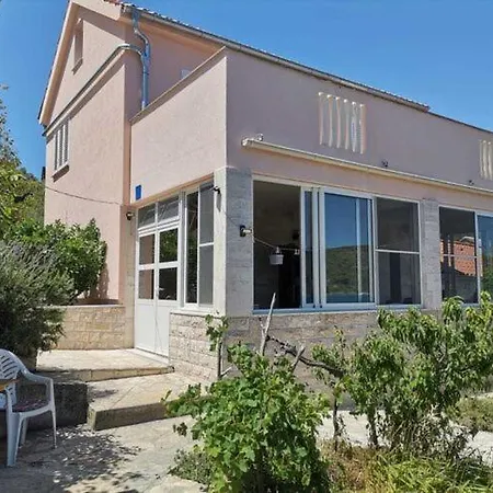 Detached Holiday House Few Steps From The Beach *