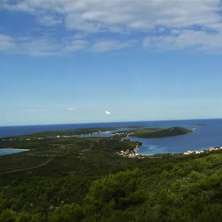 Detached Holiday House Few Steps From The Beach Veli Rat